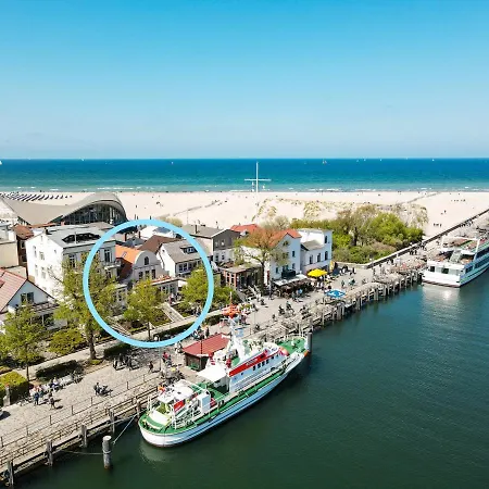 Apartment Kapitaenshaus Am Strom - 