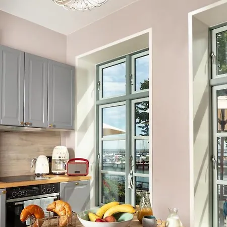 Apartment Kapitaenshaus Am Strom - 